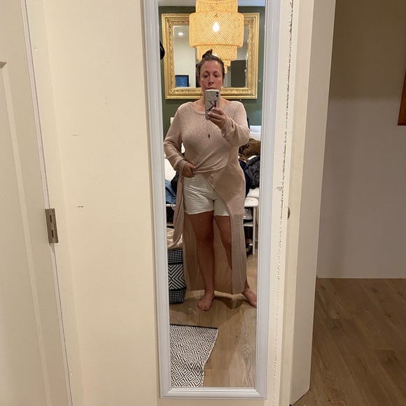 Venus pink sparkle high low sweater - Picture 2 of 2